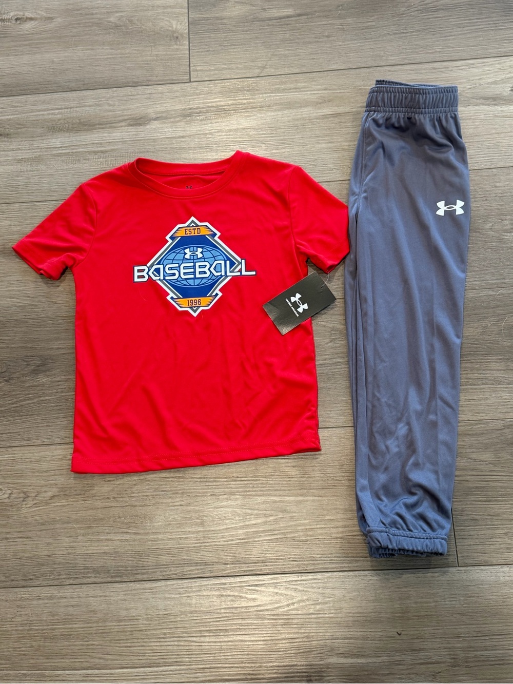 Under Armour Boys Red Baseball Tee with Gray Joggers, New